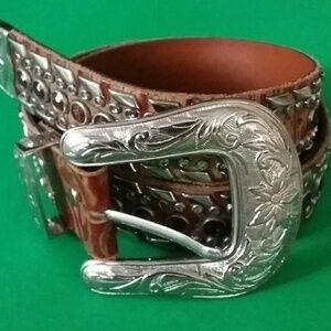 Western cowgirl belt studded crystal leather size med cowgirlcore big buckle